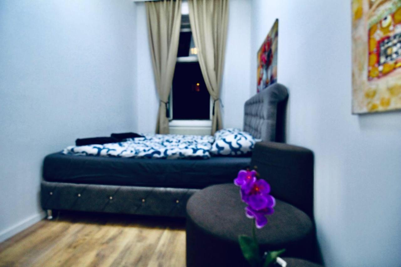Modern Double Room Js A Відень Екстер'єр фото