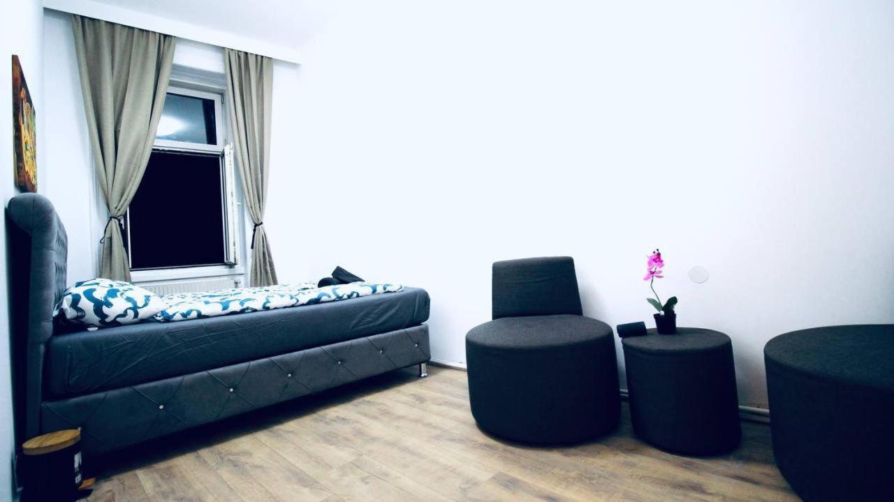 Modern Double Room Js A Відень Екстер'єр фото