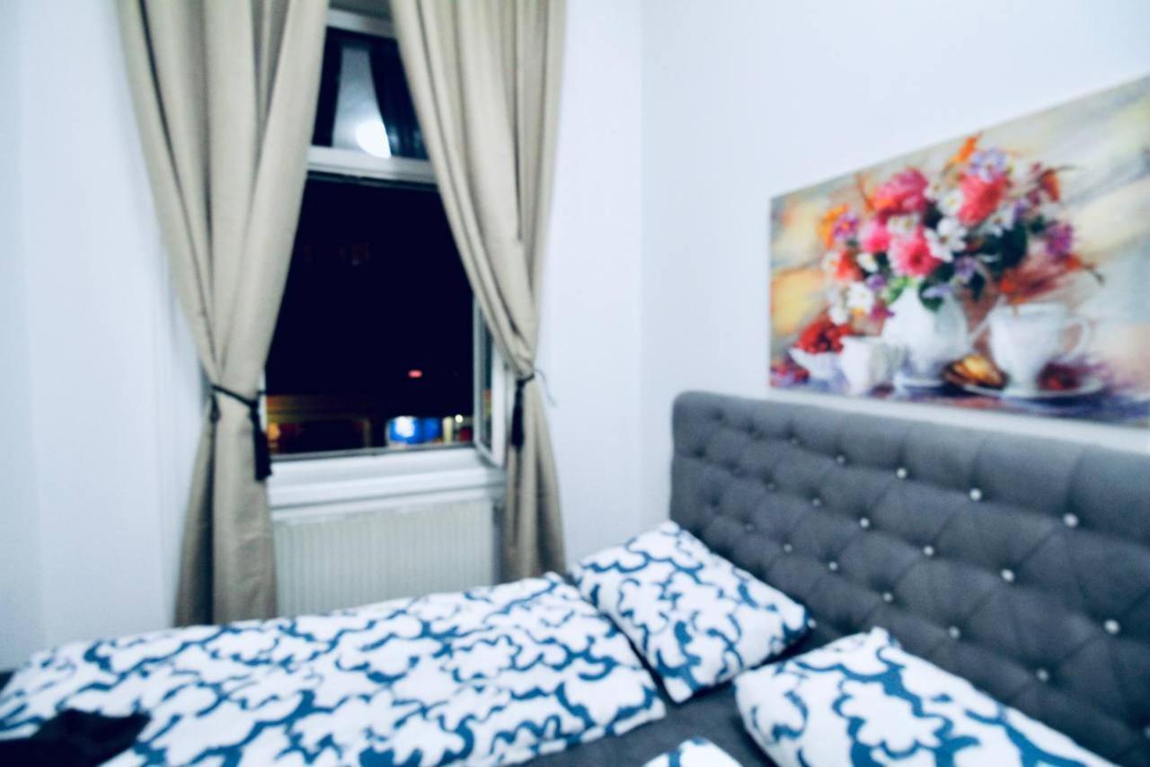 Modern Double Room Js A Відень Екстер'єр фото