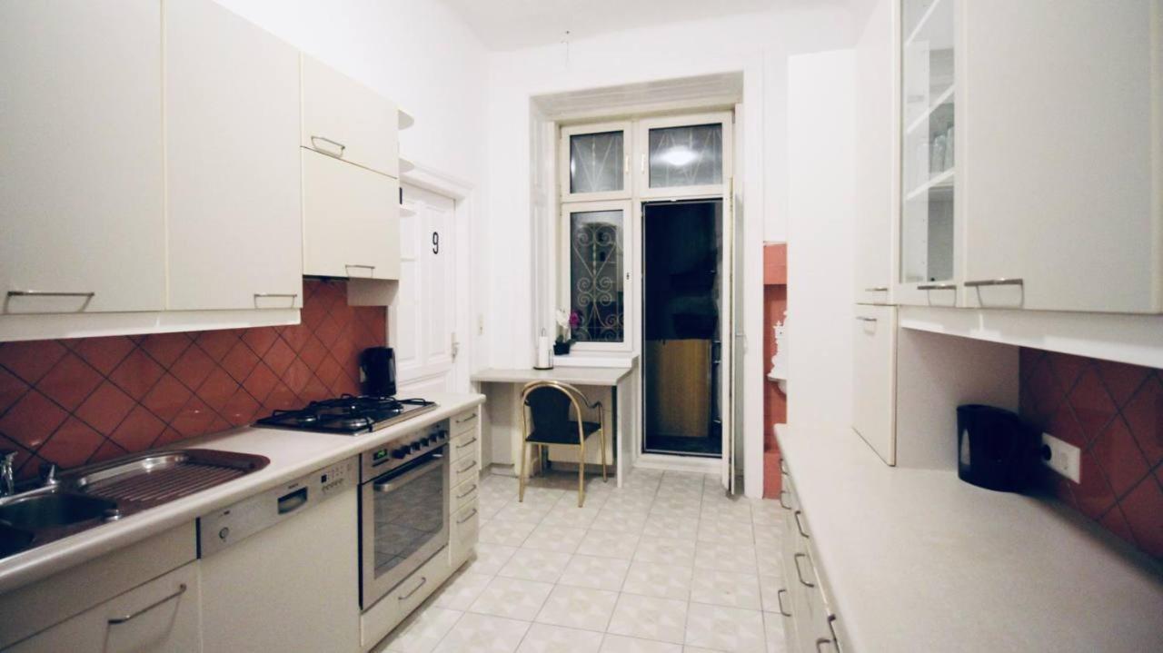 Modern Double Room Js A Відень Екстер'єр фото
